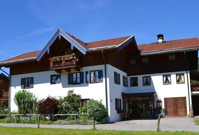 Gastehaus Hallweger *
